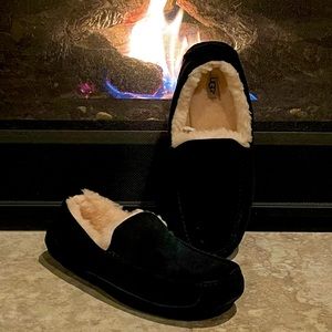 UGG Men’s Ascot Casual Comfort Suede Slipper - Black - Sz 13